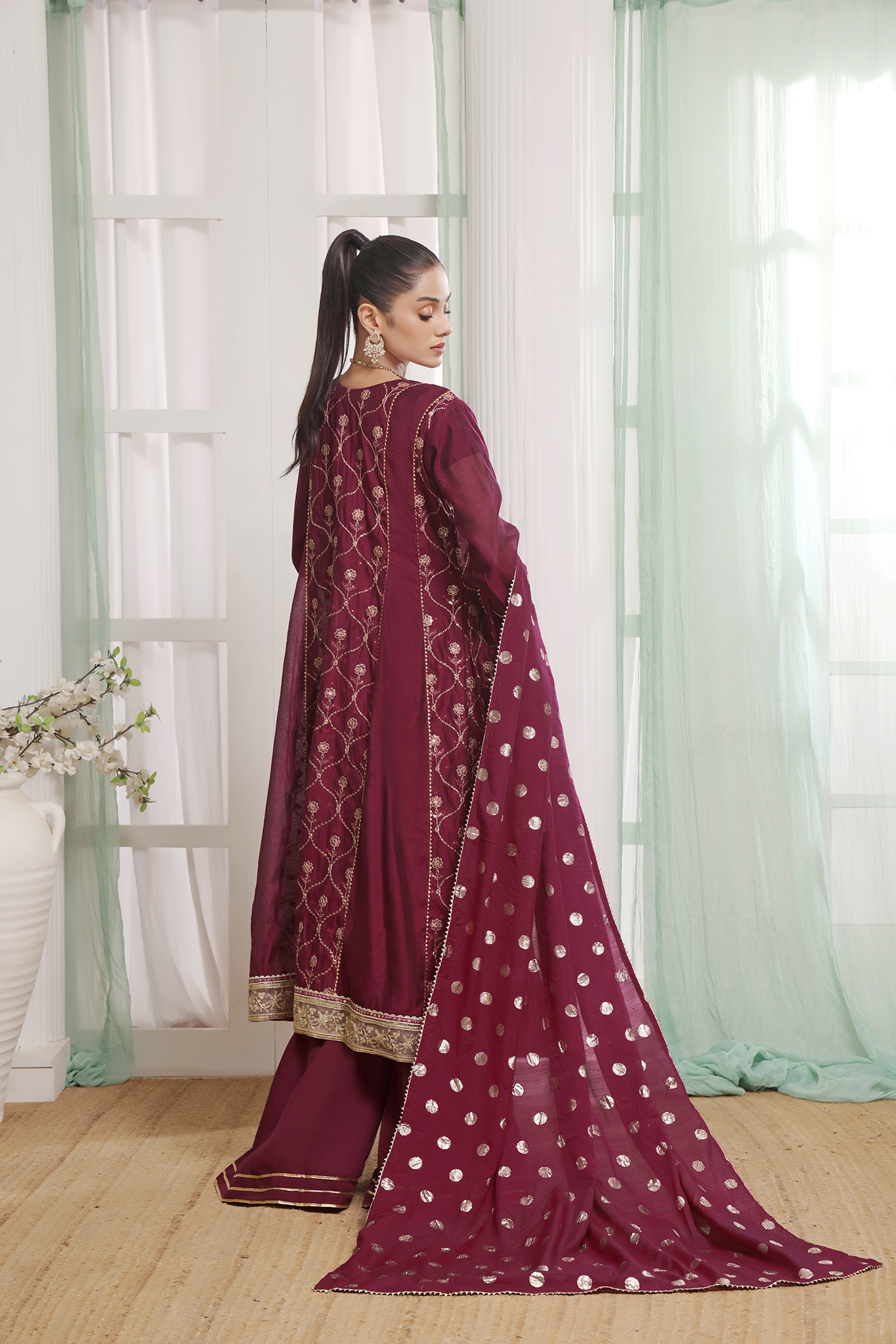 Gul e Gulnaar – 3pc Embroidered Formal