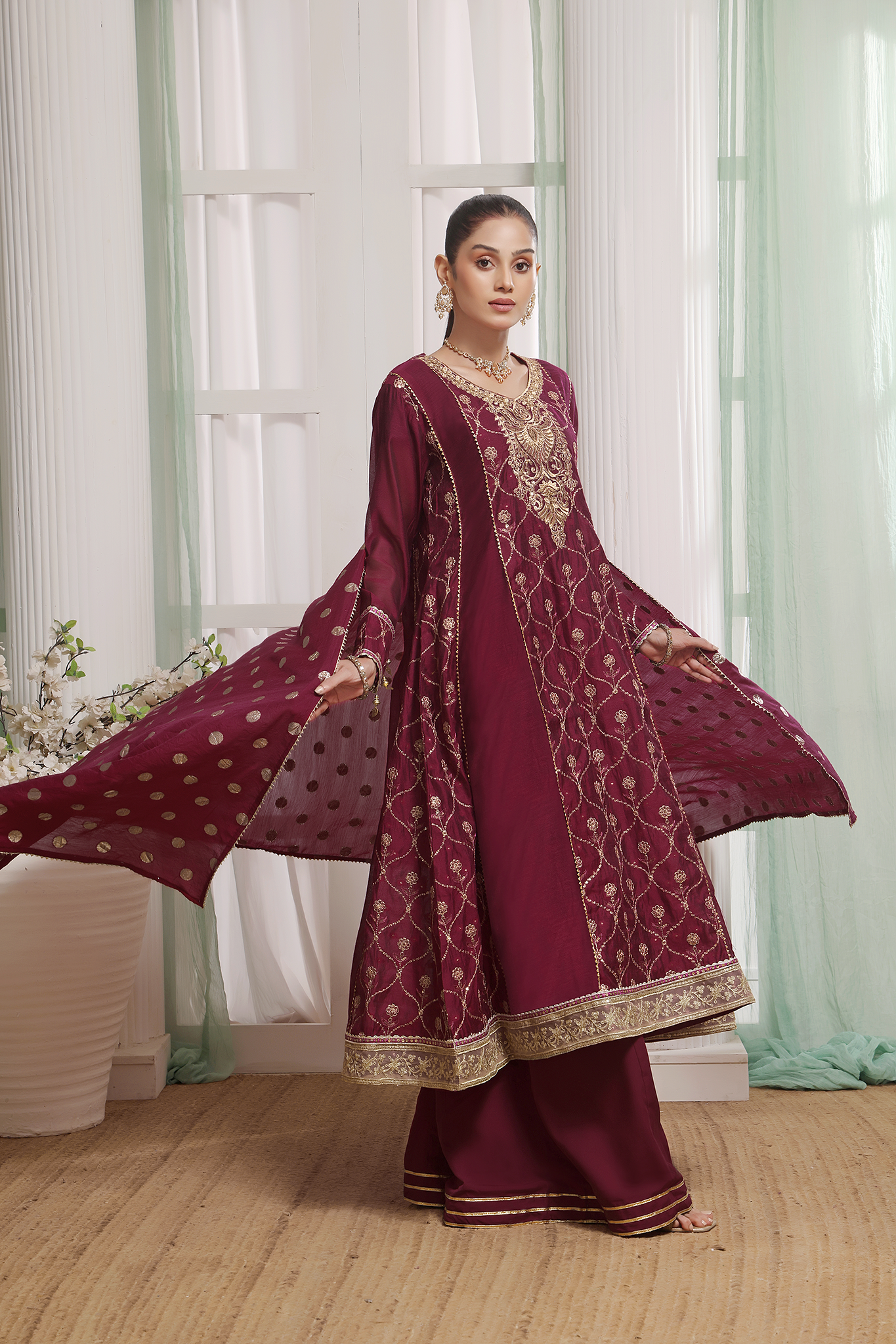 Gul e Gulnaar – 3pc Embroidered Formal