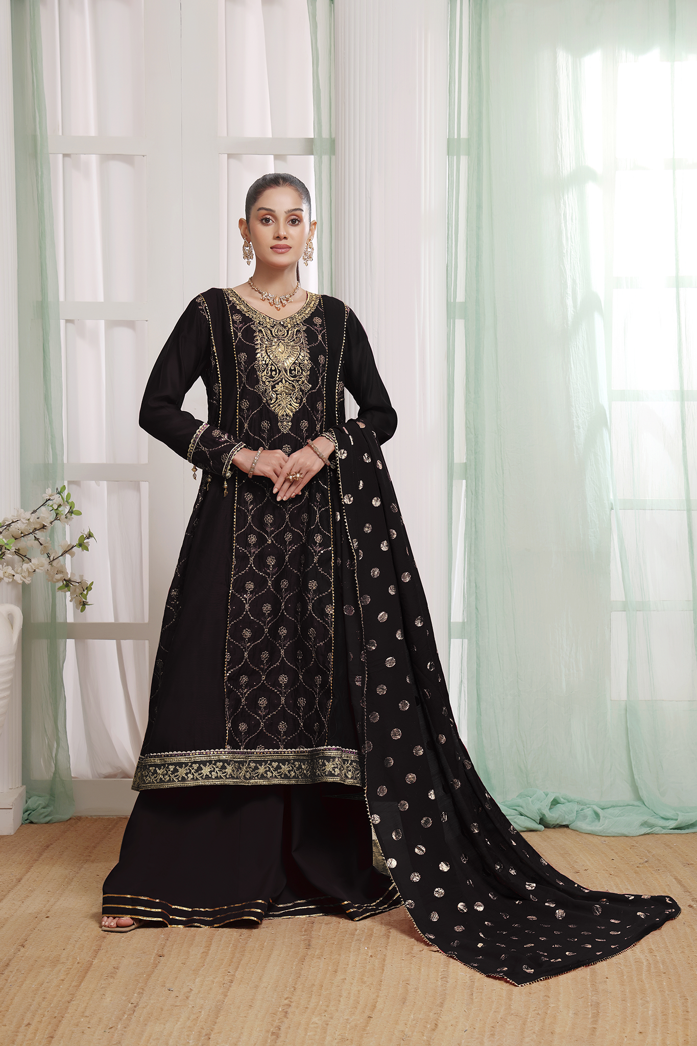 Gul e Gulnaar – 3pc Embroidered Formal