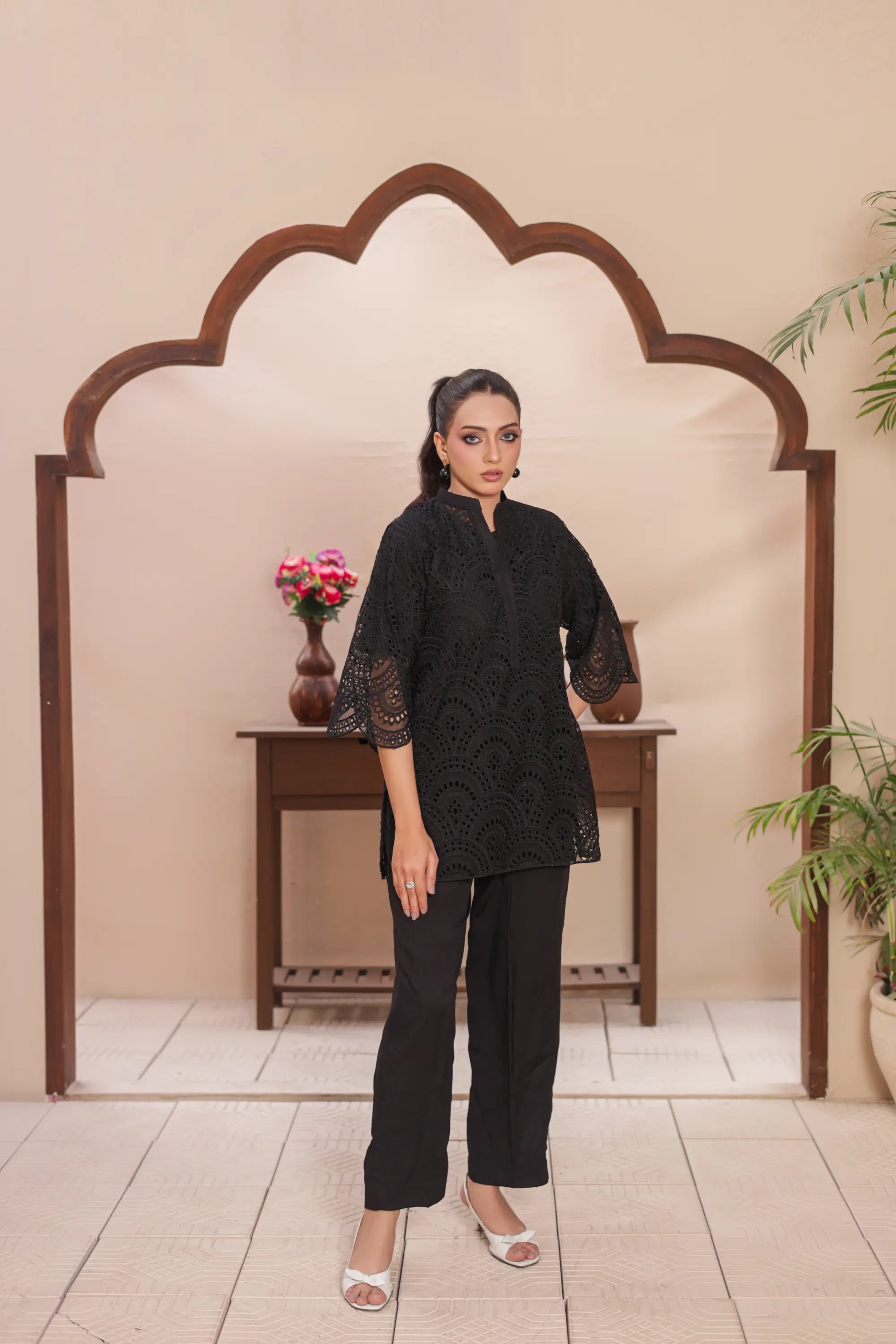 BLACK SCHIFFLI COORD SET