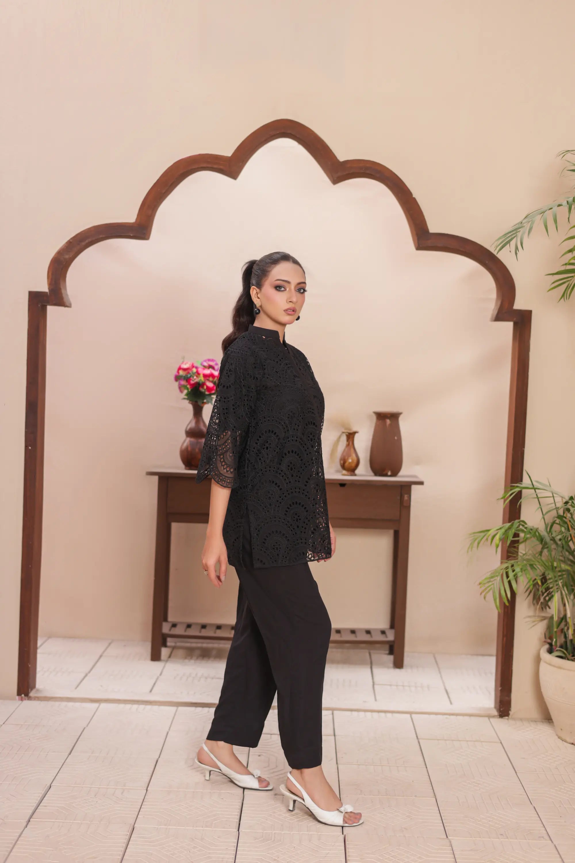 BLACK SCHIFFLI COORD SET