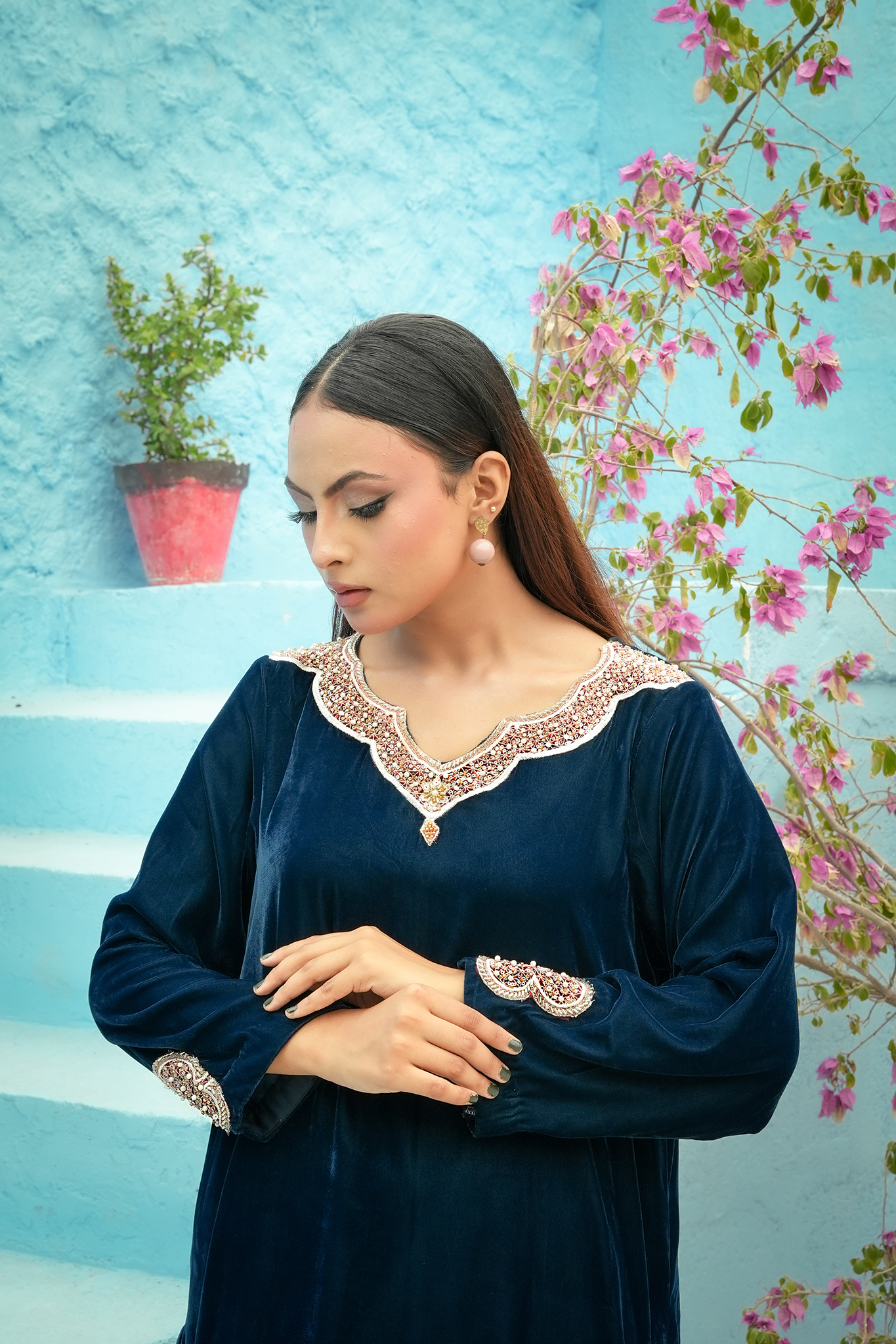 Noor e Shaam - 2pc Velvet Dress