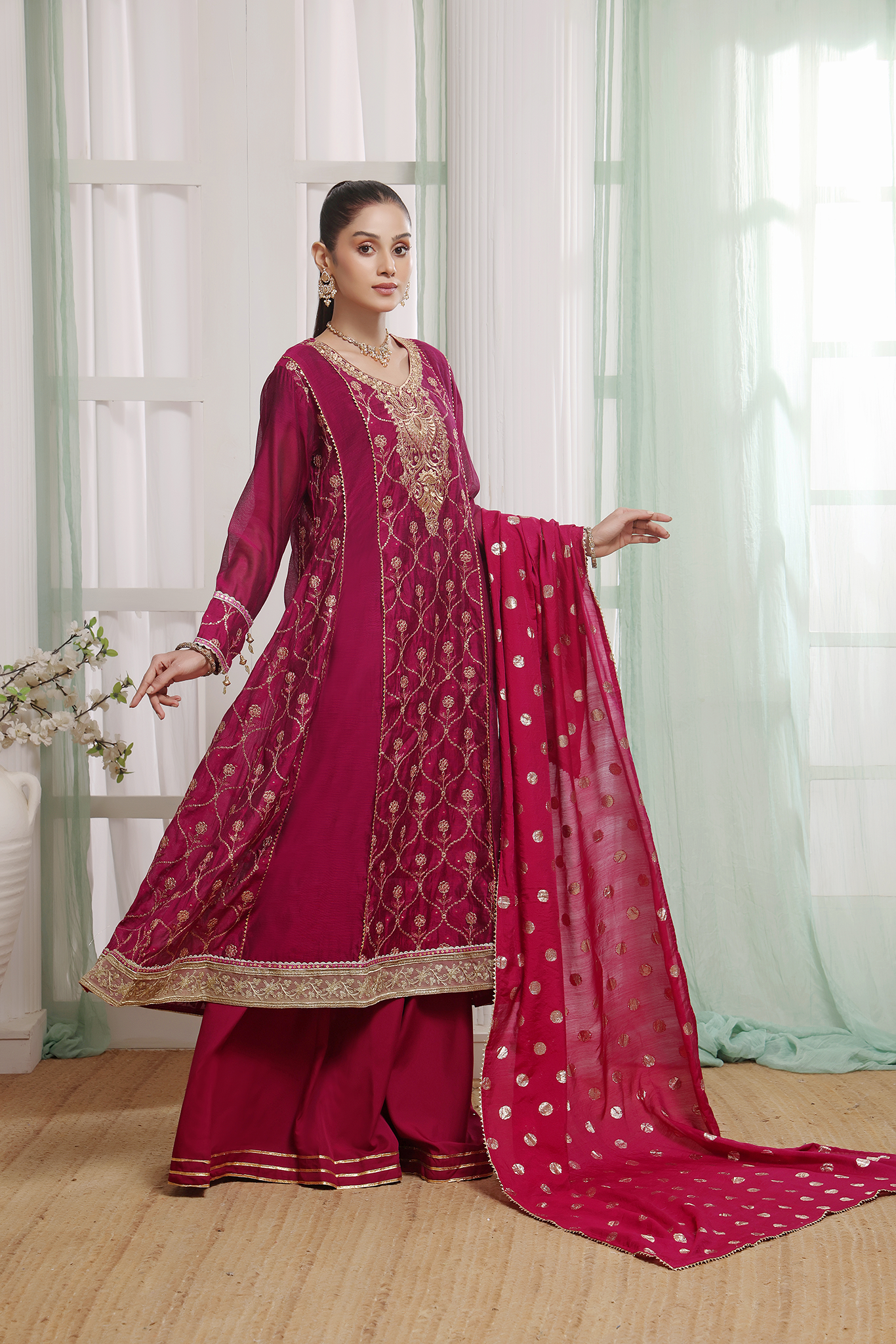 Gul e Gulnaar – 3pc Embroidered Formal