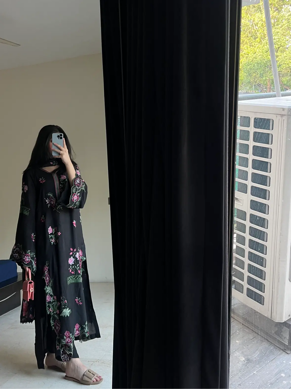 Mehr e Gul - 3pc Embriodered Silk