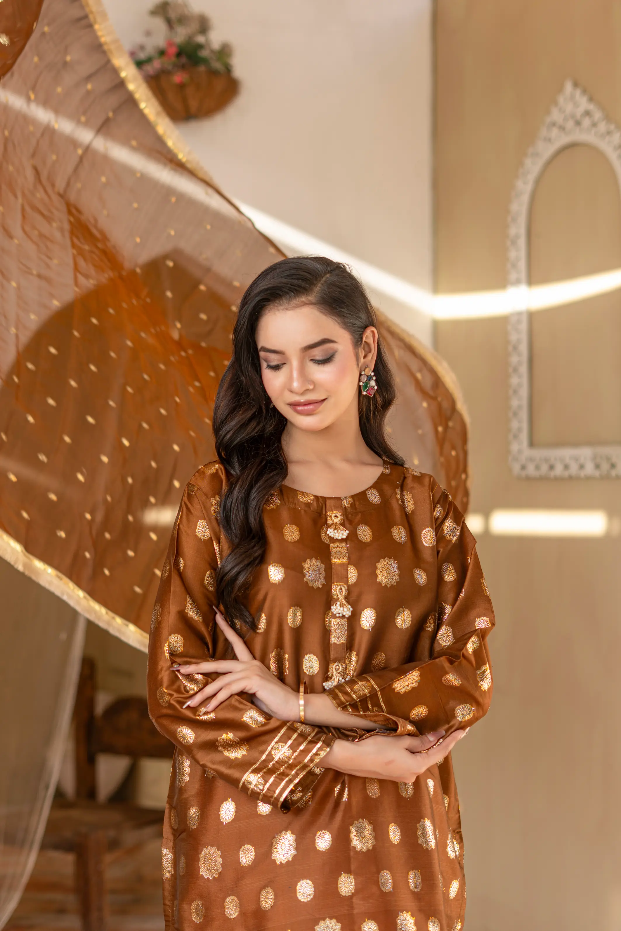 MEHRAAB - Farshi Shalwar Suit