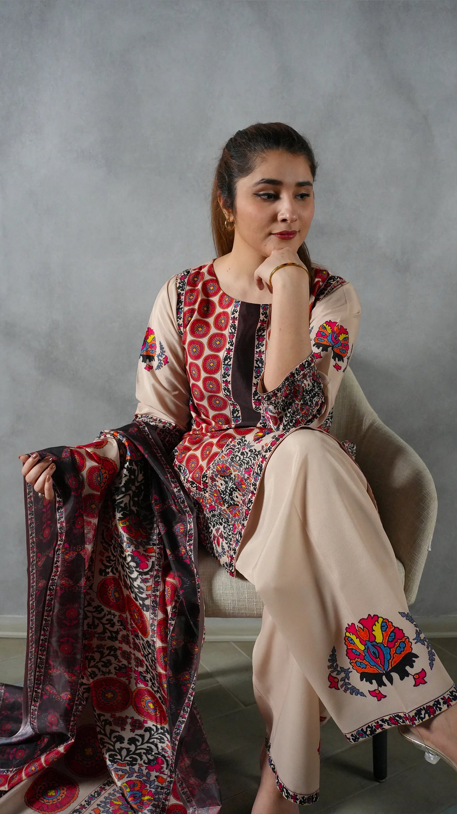 Nura Grape Drape