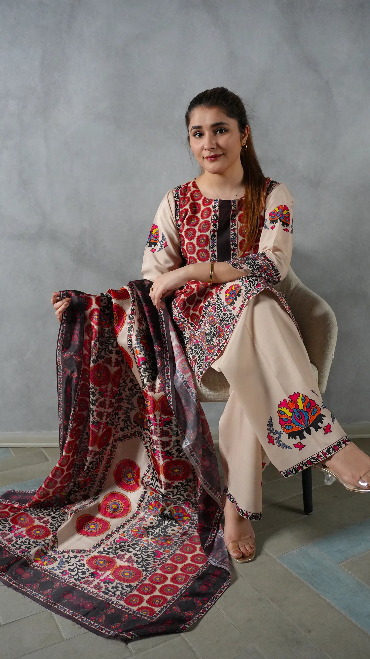 Nura Grape Drape