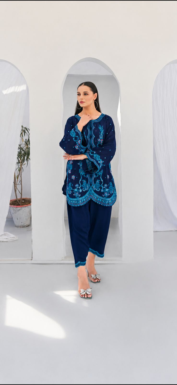 Royal Azure - 2pc Embriodered